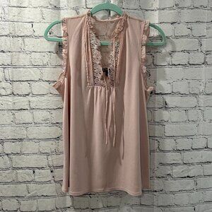 Ladies Express sleeveless blouse Size M